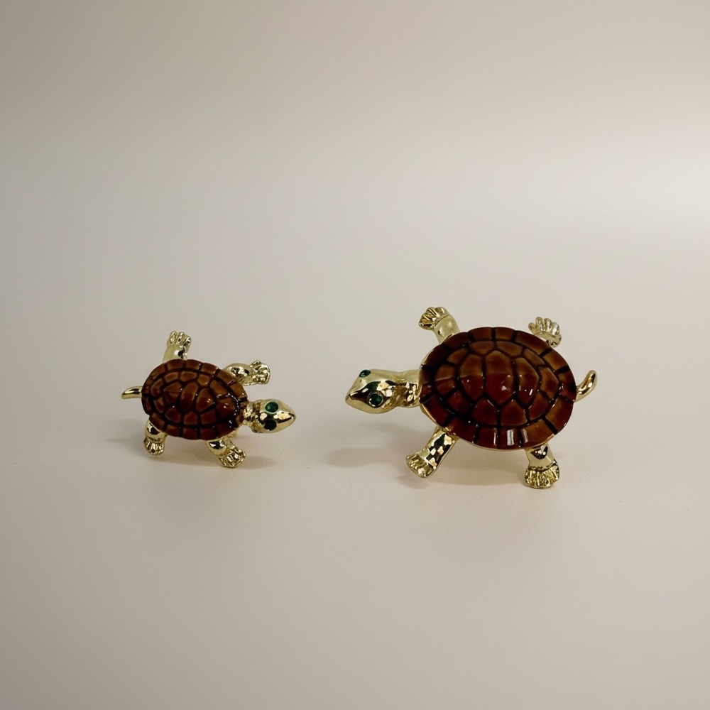Vintage Knott’s Berry Farm Turtle Brooch Set